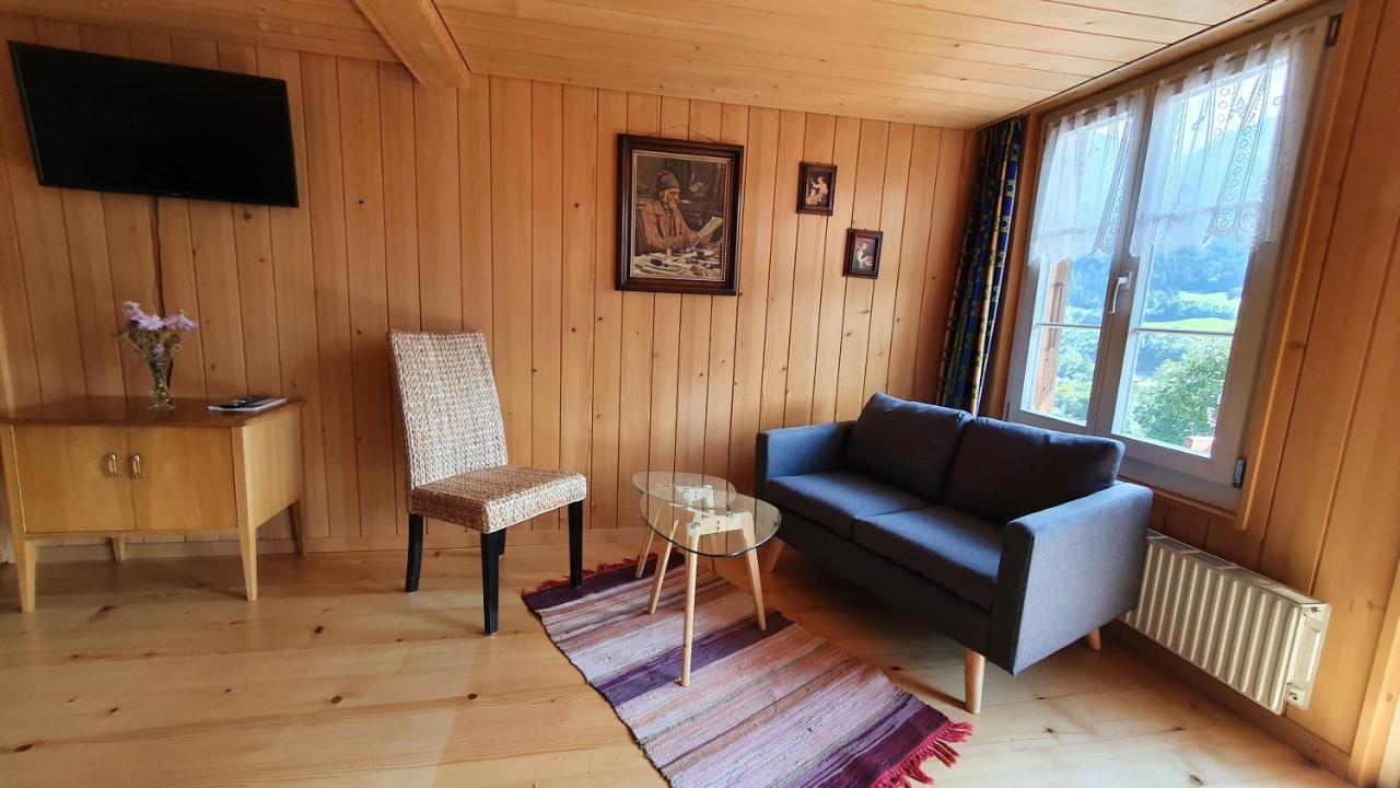 Adlerhorst - Apartment Im Niedersimmental Oey 外观 照片